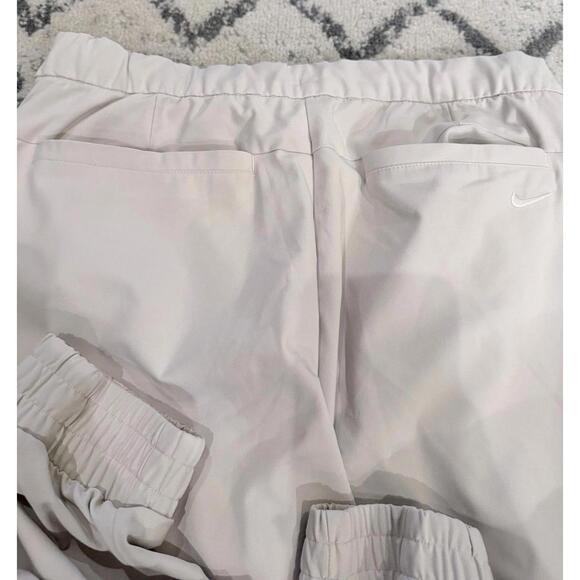 Nike Women’s Jogger Pants Elastic Ankle Athleisure - Picture 5 of 10